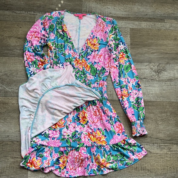 Gently used 🌺 Lilly Pulitzer Floral Romper XS - Picture 3 of 4